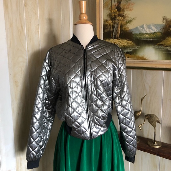 Vintage Jackets & Blazers - 🥀5/$25 1980’s Silver Metallic Quilted Bomber